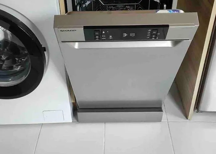 Cozy With Parking Lot Apartman Várna